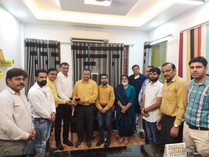 WhatsApp Image 2021-04-12 at 22.30.52