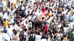 भाजपा नेत्री सोनाली फोगाट का ऋषि नगर के श्मशान घाट में हुआ अंतिम संस्कार 1 301506447 582497850324224 5644945161519686879 n