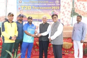 HAU में वाइस चांसलर क्रिकेट कप टी-20 टूर्नामेंट में रोचक मुकाबले जारी, मेजबान टीम ने सीयू जम्मू को 10 विकेट से दी मात 2 2 2