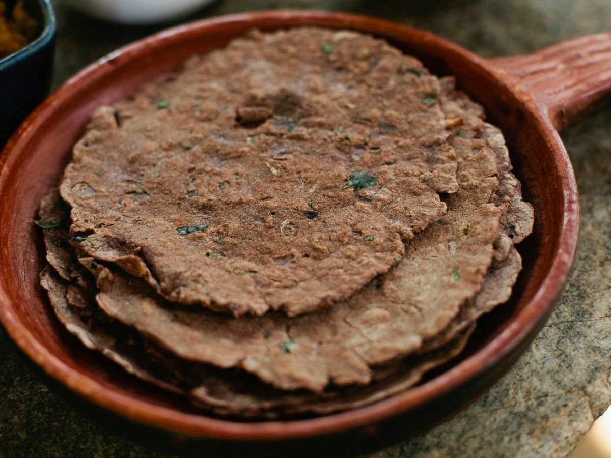 Strong Bone इन अनाज की रोटियां खाने होगी आपकी हड्डियां मजबूत, जानें वजह