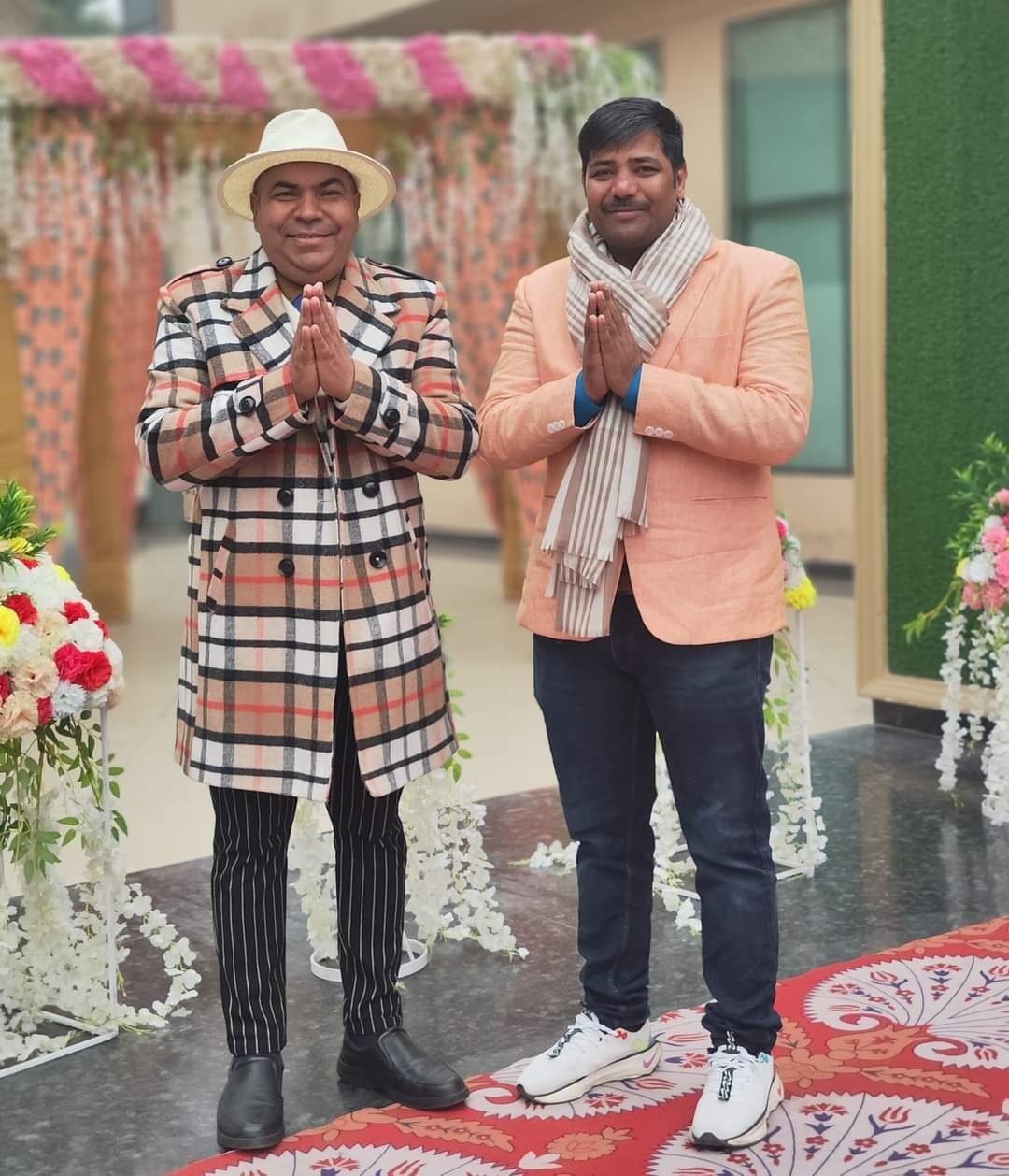 पिछले साल के समापन और नववर्ष के स्वागत में रोहतक स्थित सनसिटी क्लब में एक संगोष्ठी का आयोजन किया गया। 1 Gur1