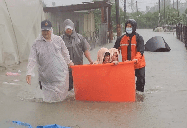 Typhoon Gaemi का कहर: China में भूस्खलन और बाढ़ के बाद Taiwan और Philippines में मची तबाही