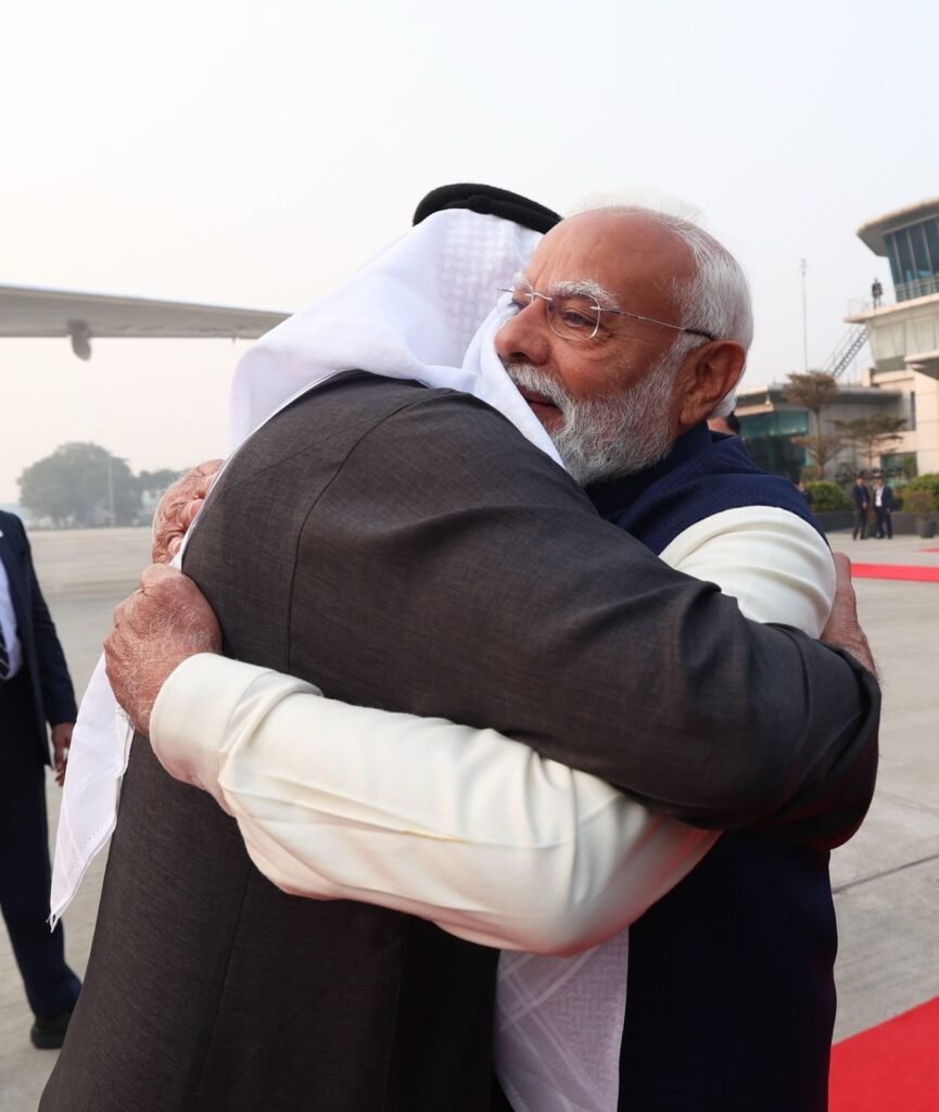 UAE के राष्ट्रपति पहुंचे भारत, pm modi welcomes UAE President प्रधानमंत्री नरेंद्र मोदी ने किया स्वागत 1 202601193643969