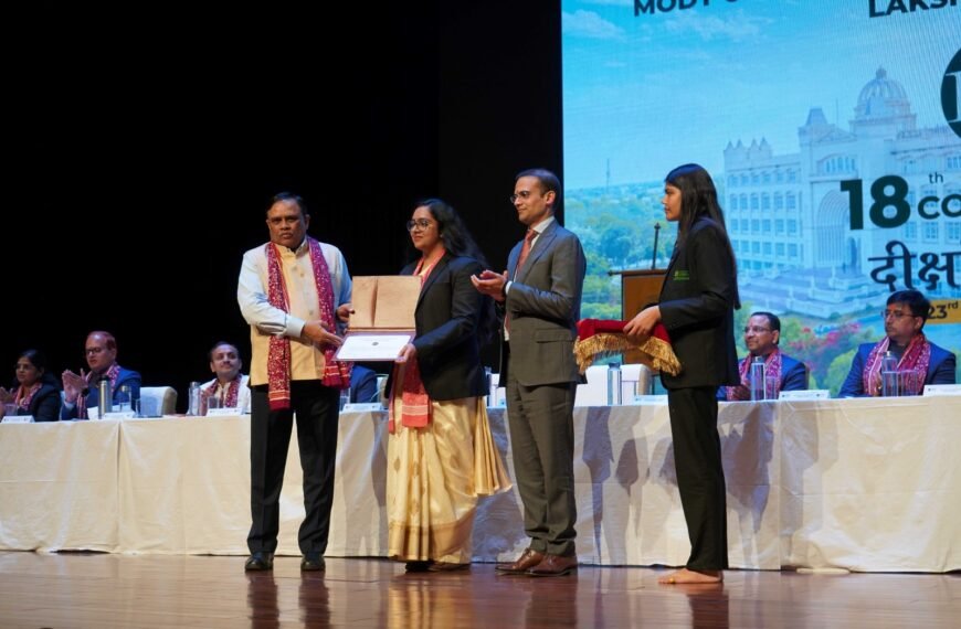 Home 18 ““मोदी विज्ञान एवं प्रौद्योगिकी विश्वविद्यालय का 18वां दीक्षांत समारोह, शिक्षा और महिला सशक्तिकरण पर जोर”Mody University18th Convocation