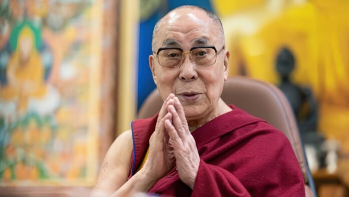 ऐतिहासिक सम्मान:Dalai Lama Grammy Award दलाई लामा को मिला ग्रैमी अवॉर्ड, पूरी दुनिया में चर्चा का विषय बने