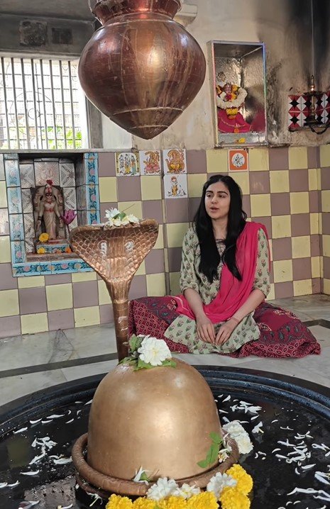 202602153674382 भक्ति में लीन: अदा शर्मा महाशिवरात्रि पर शिवालय पहुंचीं, ‘काल भैरव अष्टकम’ का किया पाठAdah Sharma Mahashivratri