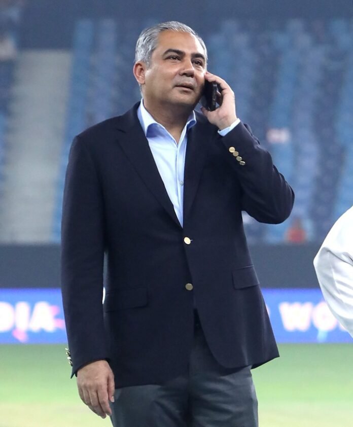 Dubai: Mohsin Naqvi Awaits Trophy Presentation After Asia Cup Final तीखा तंज! ‘ICC ट्रॉफी चुराने का इरादा है’, बांग्लादेश से हार के बाद कामरान अकमल का बयान Kamran Akmal Mohsin Naqvi Statement