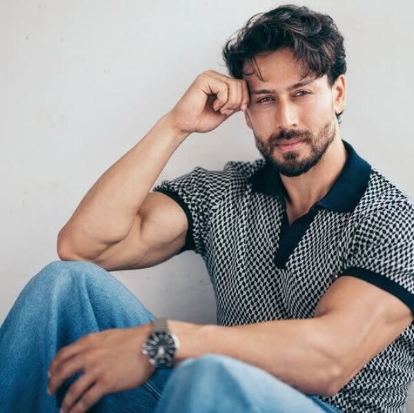 Home 3 चौंकाने वाला खुलासा! पैदा होते ही टाइगर श्रॉफ को मिला था ‘साइनिंग अमाउंट’,सुभाष घई का बड़ा वादा Tiger Shroff Signing Amount Subhash Ghai