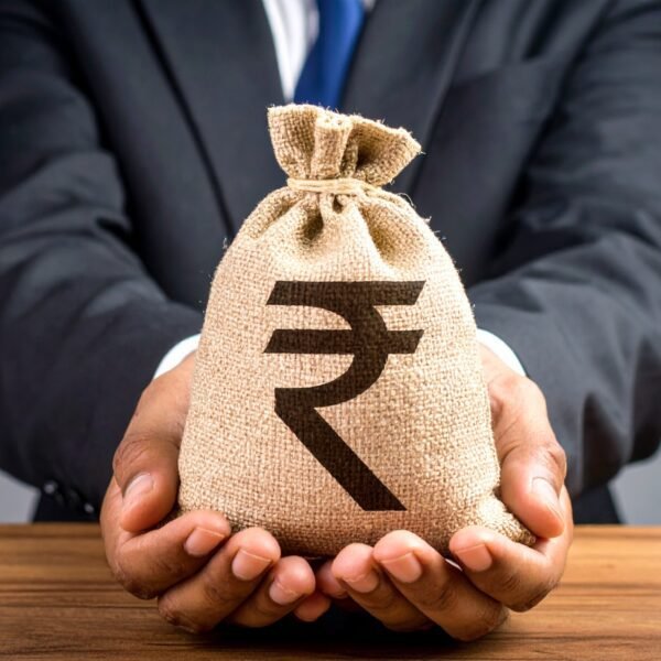 आखिरी मौका! PPF, SSY और NPS में निवेश कर 31 मार्च तक बचाएं टैक्स Tax Saving Investment Before 31 March