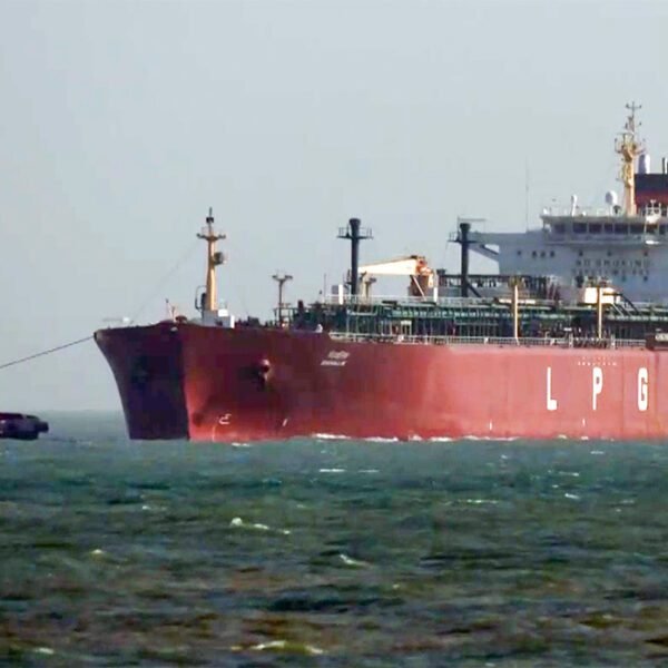 बड़ी राहत! पश्चिम एशिया तनाव के बीच LPG लेकर भारत पहुंचा पहला जहाज ‘शिवालिक’Shivalik LPG Ship India