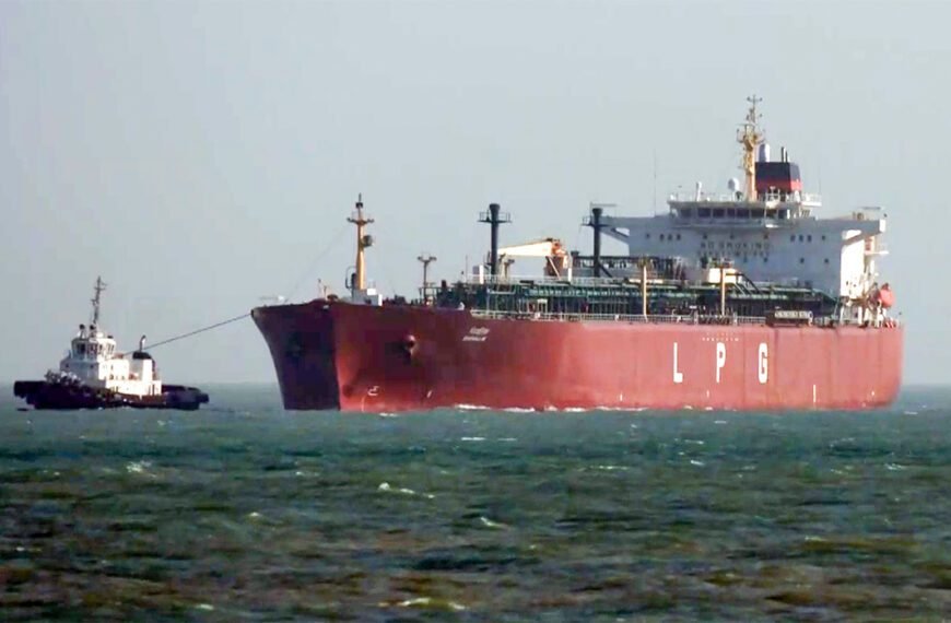 Home 1 बड़ी राहत! पश्चिम एशिया तनाव के बीच LPG लेकर भारत पहुंचा पहला जहाज ‘शिवालिक’Shivalik LPG Ship India
