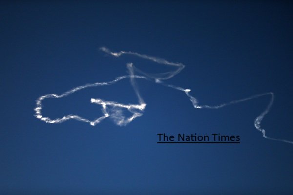 युद्ध जैसे हालात! ईरान के ड्रोन-मिसाइल हमलों के बीच खाड़ी देशों ने तैनात किए एयर डिफेंस सिस्टम Iran Missile Drone Attack Gulf