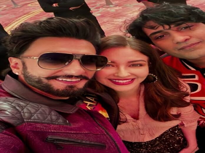 धुरंधर-2' से थप्पड़ क्वीन बनीं सौम्या टंडन, पहले रहमान डकैत और अब रणवीर सिंह को बनाया 'शिकार' Saumya Tandon Dhurandhar 2