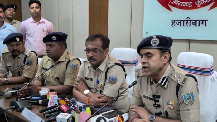 हजारीबाग हत्या कांड: बेटे की सेहत के लिए मां ने तांत्रिक संग दी नरबलि, 3 गिरफ्तार Hazaribagh child murder