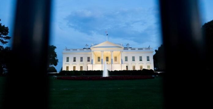 U.S.-WASHINGTON, D.C.-WHITE HOUSE-PALESTINE "ईरान पर दबाव के लिए US ने पाकिस्तान को बनाया माध्यम, क्या है रणनीति? US Pakistan Iran strategy