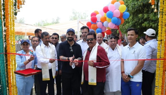 विराट कोहली ने बचपन के कोच राजकुमार शर्मा की क्रिकेट अकादमी के नए ब्रांच का किया उद्घाटन Virat Kohli coach academy launch