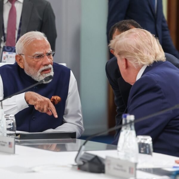 Home 4 G7 में पीएम मोदी और ट्रंप की केमिस्ट्री: जानिए क्या है विशेषज्ञों की राय Modi Trump G7 Meet 2026