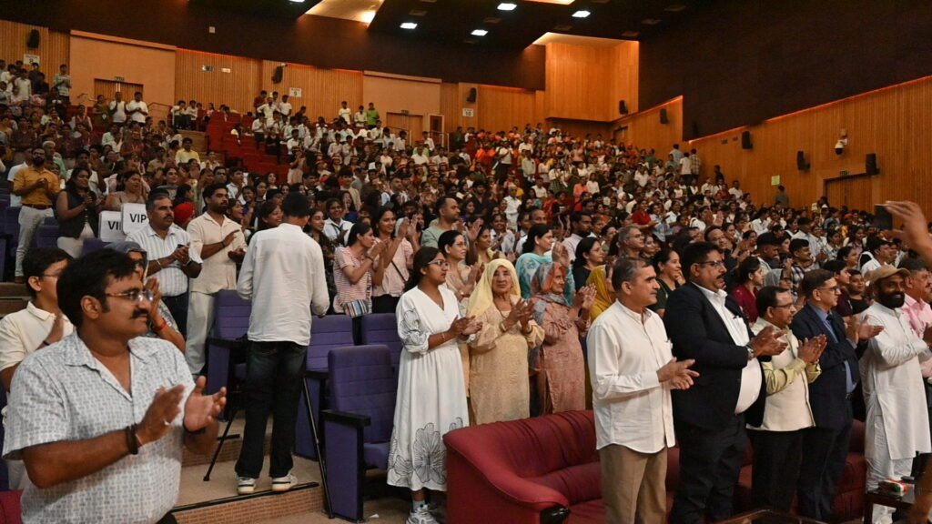 मेरी जान हिन्दुस्तान के 15वें वर्ष में देशभक्ति और भारतीय संस्कृति का भव्य संगम Meri Jaan Hindustan 1 DSC 8920