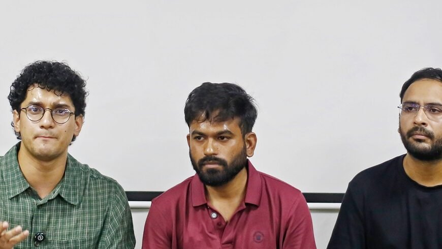 Home 6 Delhi Police Actionफ्लाइट के अंदर दिल्ली पुलिस का एक्शन, हिरासत में दिपके, रांका और सौरव; तुषार गांधी को मुंबई पुलिस ने किया डिटेन