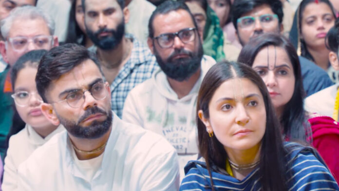 Vrindavan: Virat Kohli, Anushka Sharma Attend Spiritual Discourse मुंबई में अमेरिकी गायक कृष्णा दास के लाइव कीर्तन में पहुंचे अनुष्का-विराट, भक्ति में लीन होकर जमकर बजाईं तालियां; वीडियो हुआ वायरल Virat Kohli Anushka Sharma Krishna Das Kirtan
